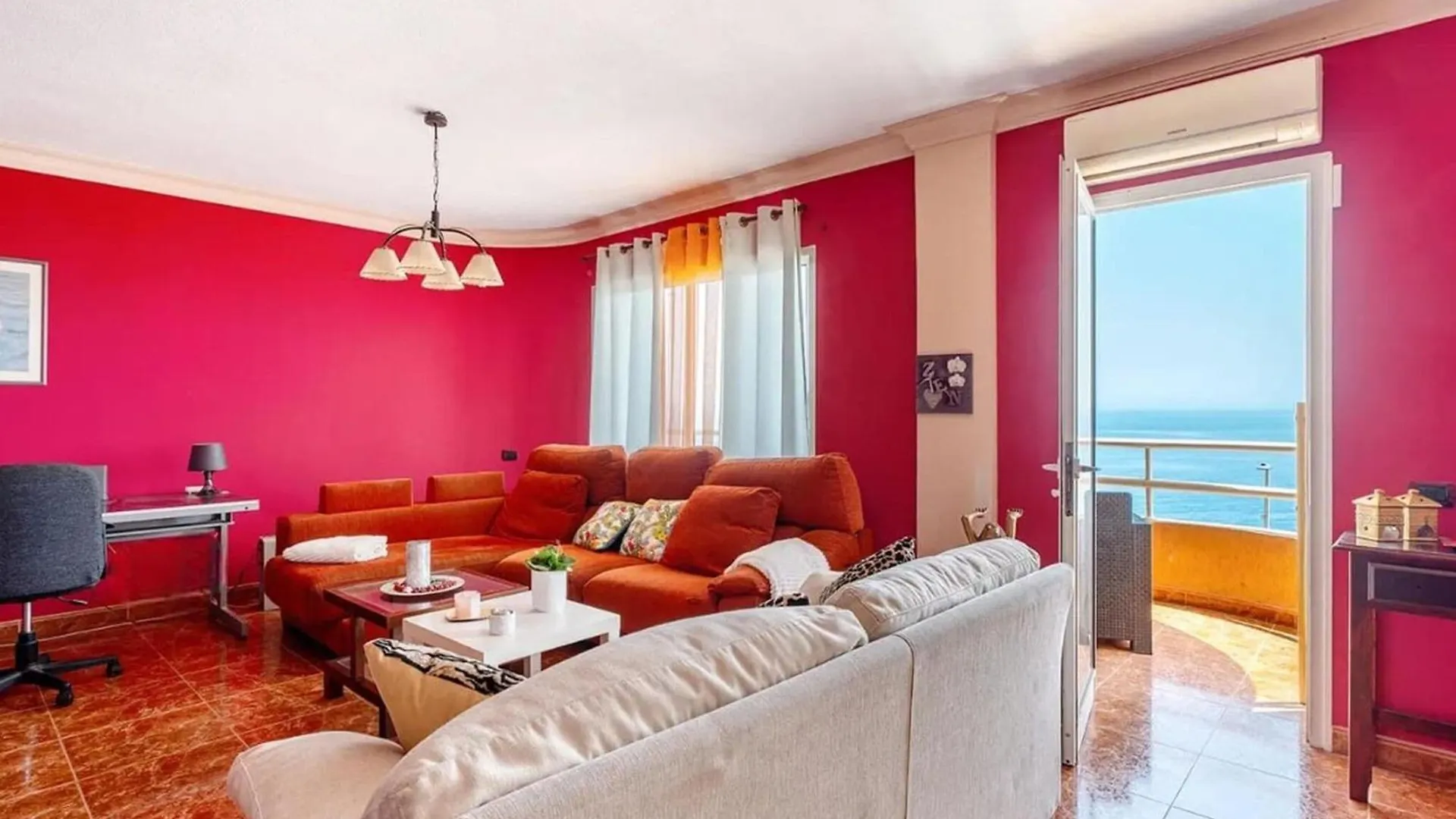 Apartment With Magnificent Sea Views Radazul 0*,  Espagne