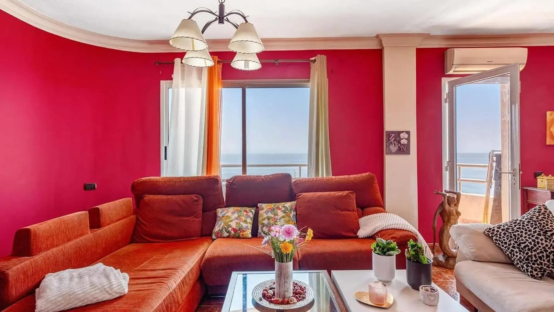 Apartment With Magnificent Sea Views Radazul