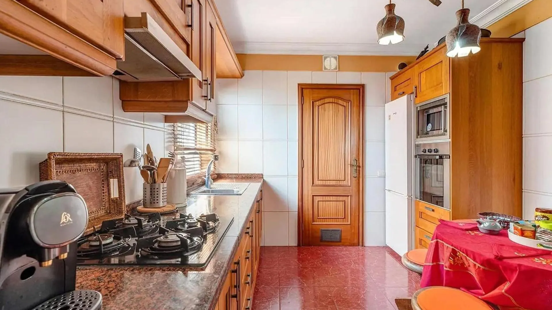 Apartment With Magnificent Sea Views Radazul